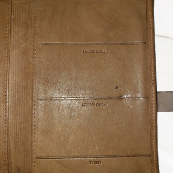 Buxton vintage tan steerhide leather Canada passport travel wallet - Picture 6 of 10